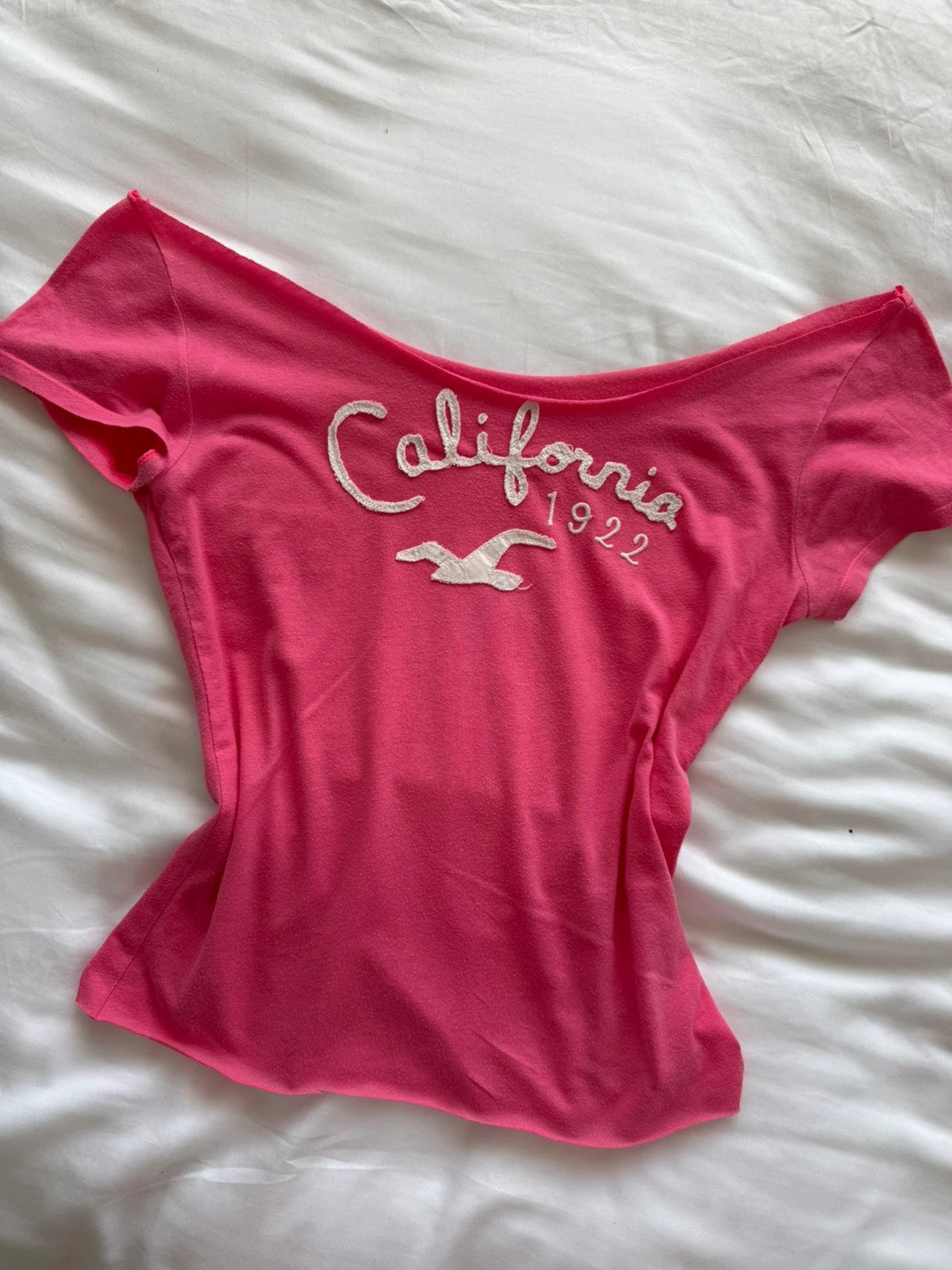 Hollister off the shoulder tshirt