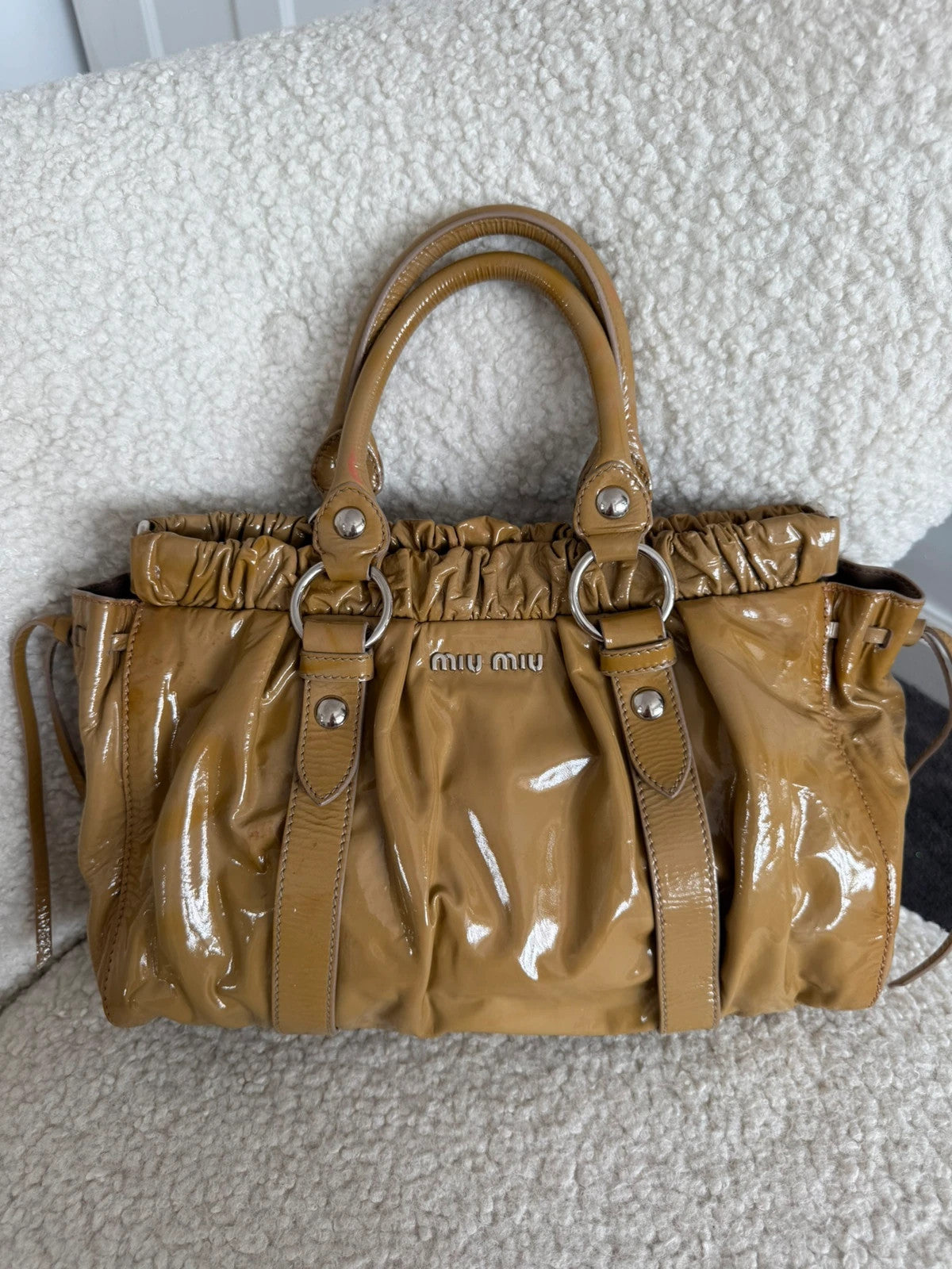 Miu Miu Vitello Lux Shine